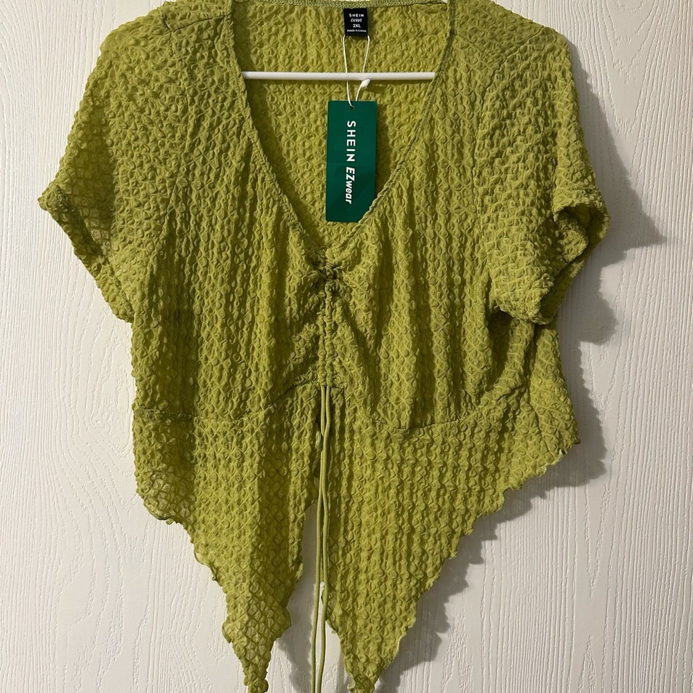SHEIN Lime Textured V-Neck Top - Picture 2 of 3